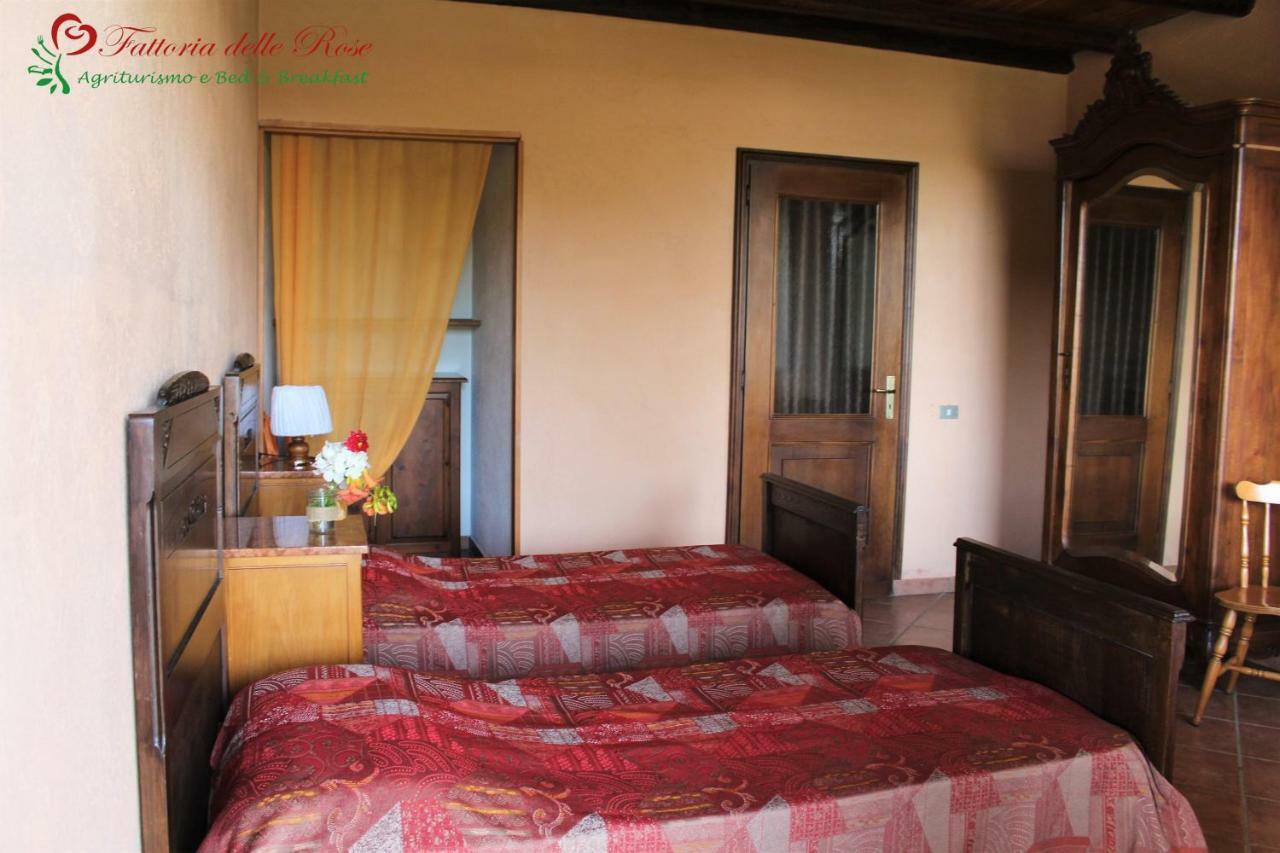 Fattoria Delle Rose Villa Salussola Ngoại thất bức ảnh